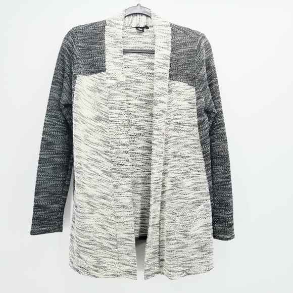 ILU ILU Cardigan - Picture 1 of 5
